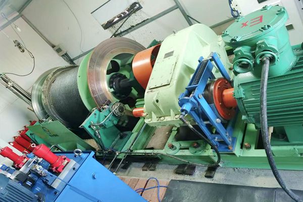 【矿山提升绞车c】专业品质 值得信赖